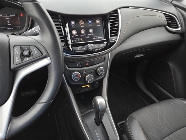 Used 2022 Chevrolet Trax LT w/ Sport Edition image 31