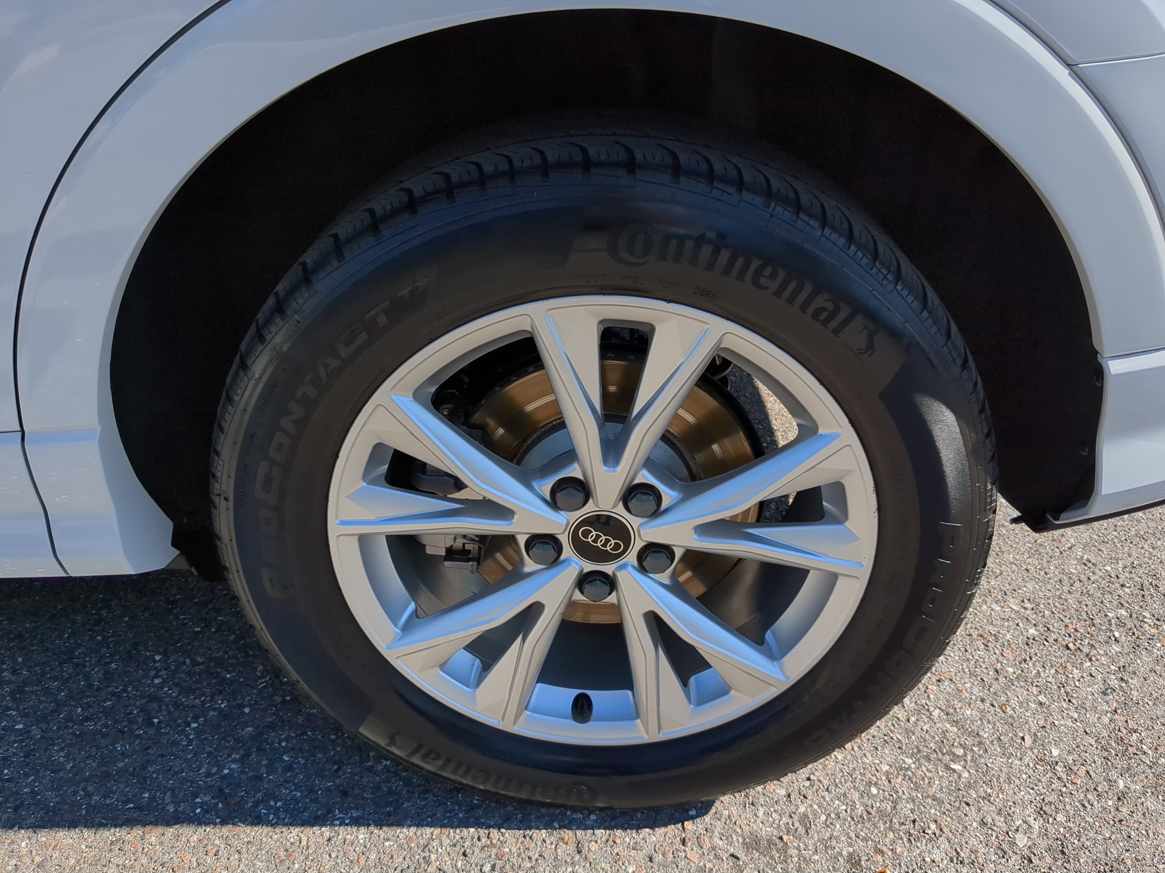 Used 2024 Audi Q3 2.0T Premium Plus image 34