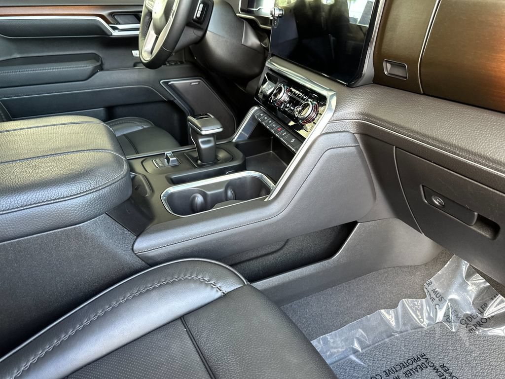 Used 2025 GMC Sierra 1500 Denali w/ Denali Reserve Package AWD/4WD image 14