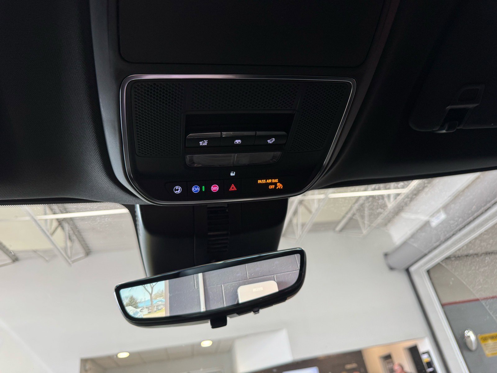 Used 2025 GMC Acadia Denali w/ Super Cruise Package AWD/4WD image 29