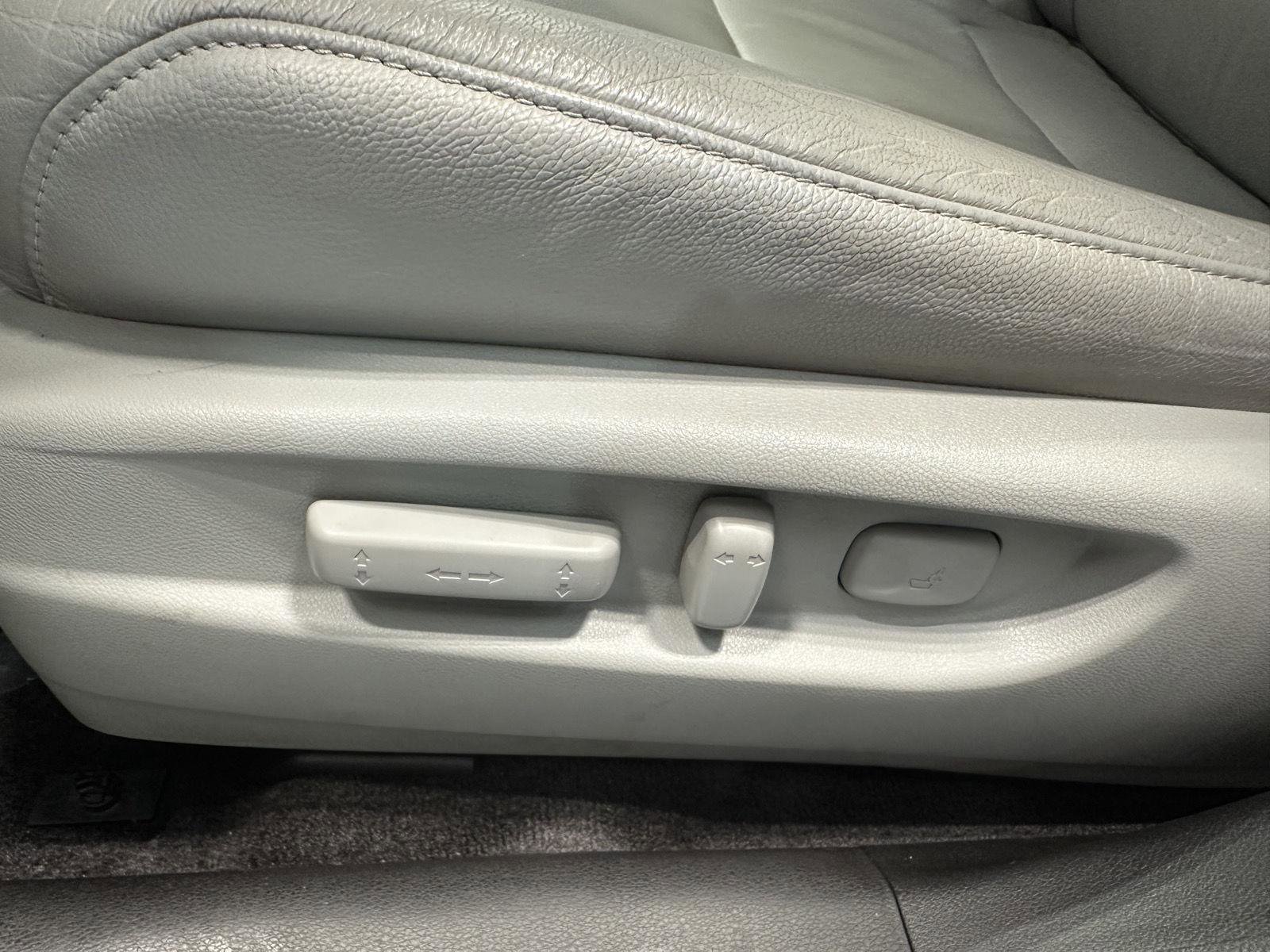 Used 2018 Acura MDX SH-AWD w/ Technology Package image 14