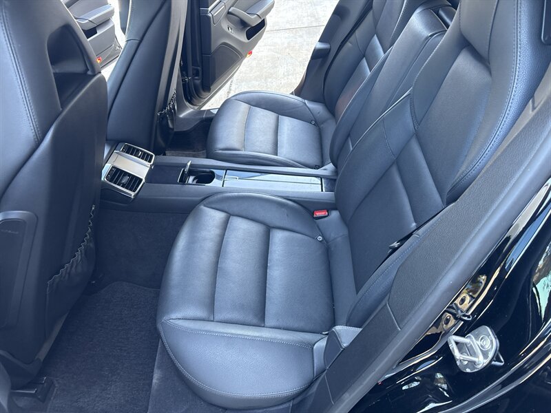 Used 2014 Porsche Panamera 4 AWD/4WD image 29