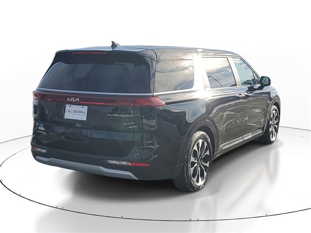 Certified 2023 Kia Carnival EX image 4