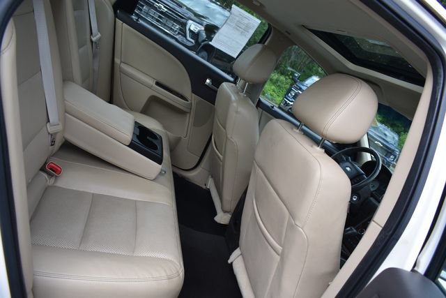 Used 2009 Ford Taurus Limited AWD/4WD image 15