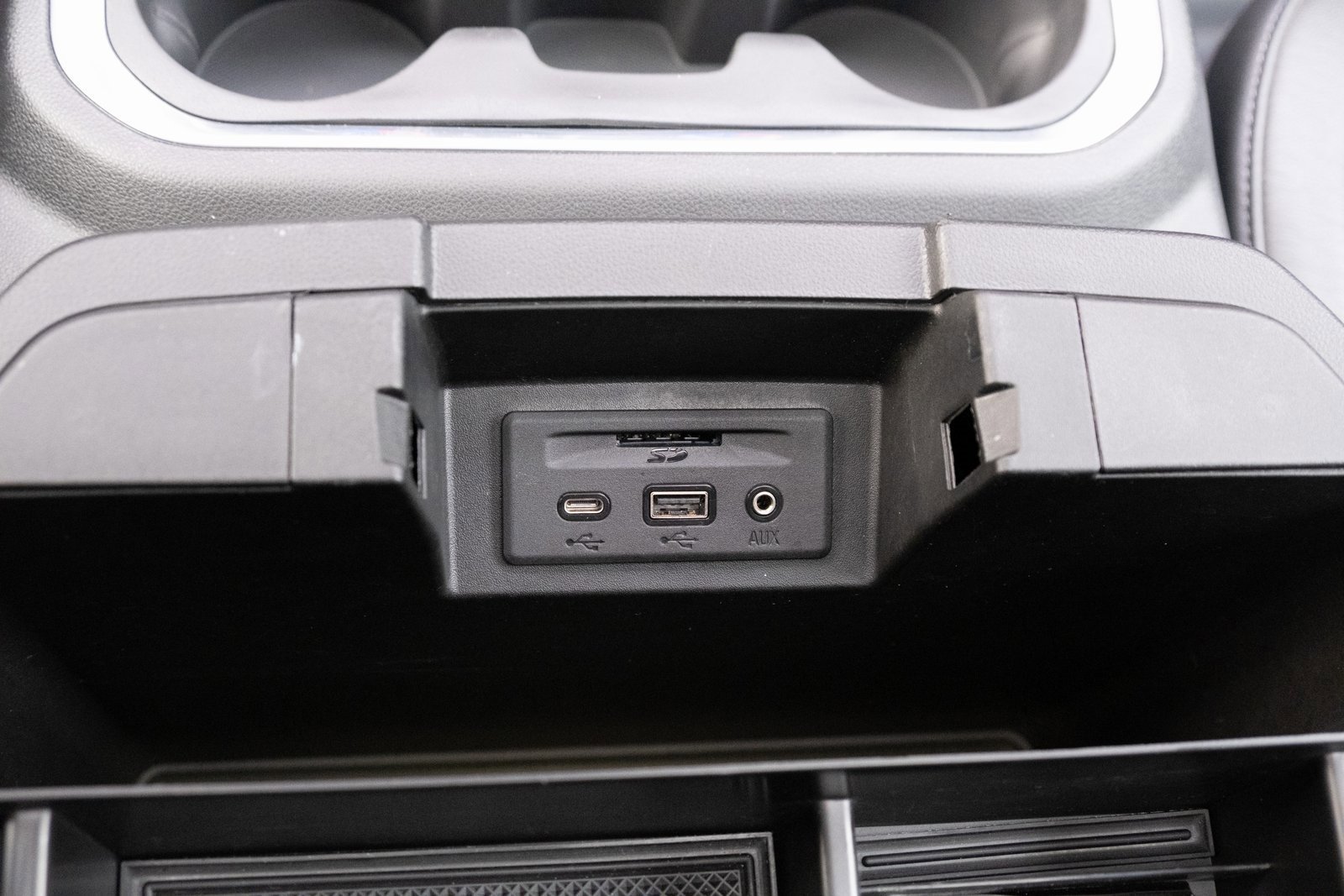 Used 2020 Chevrolet Silverado 1500 RST w/ All-Star Edition image 9