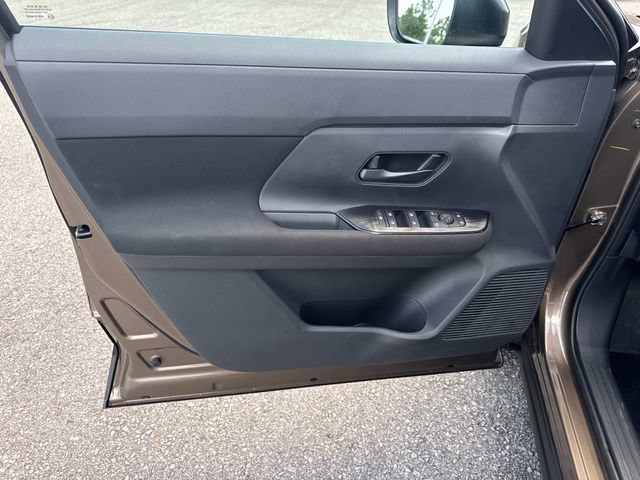 New 2026 Nissan Kicks S FWD image 19