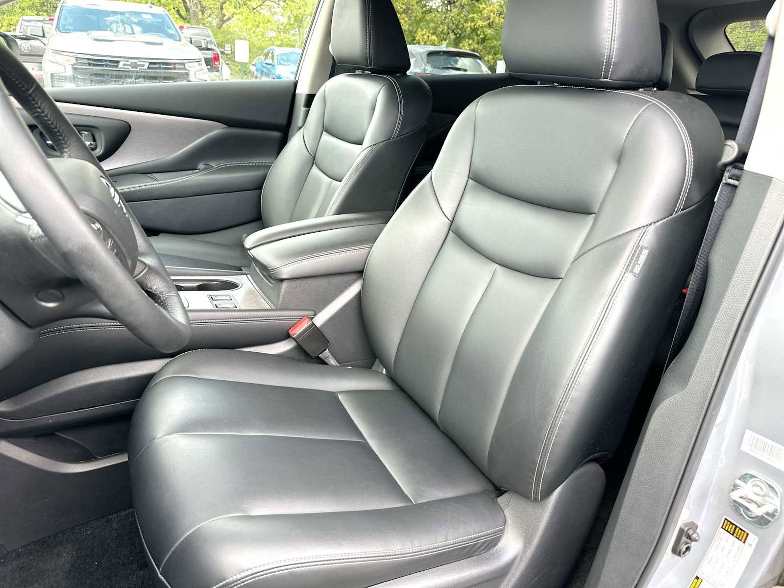 Used 2024 Nissan Murano SV w/ SV Midnight Edition Package image 17