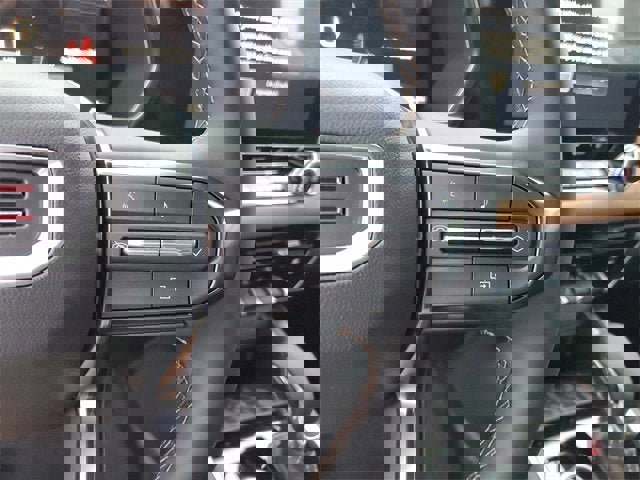 New 2026 GMC Canyon AT4 image 28