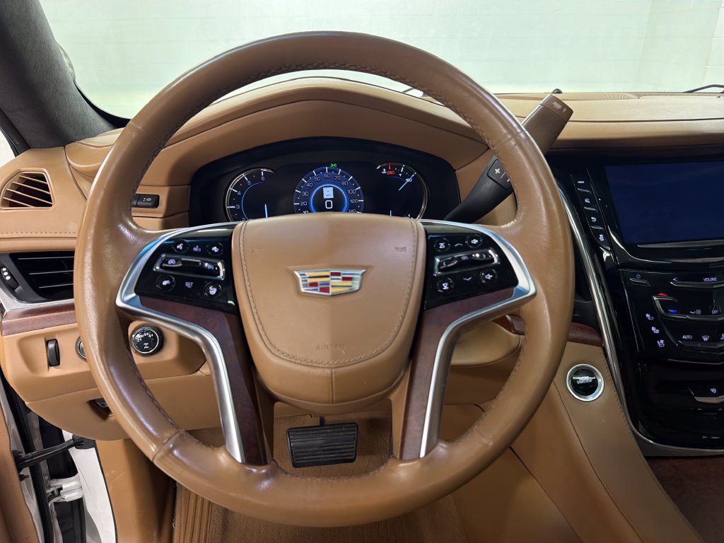 Used 2017 Cadillac Escalade Platinum AWD/4WD image 20