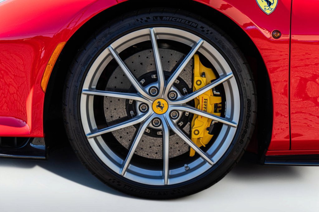 Certified 2019 Ferrari 488 Pista Coupe RWD image 64