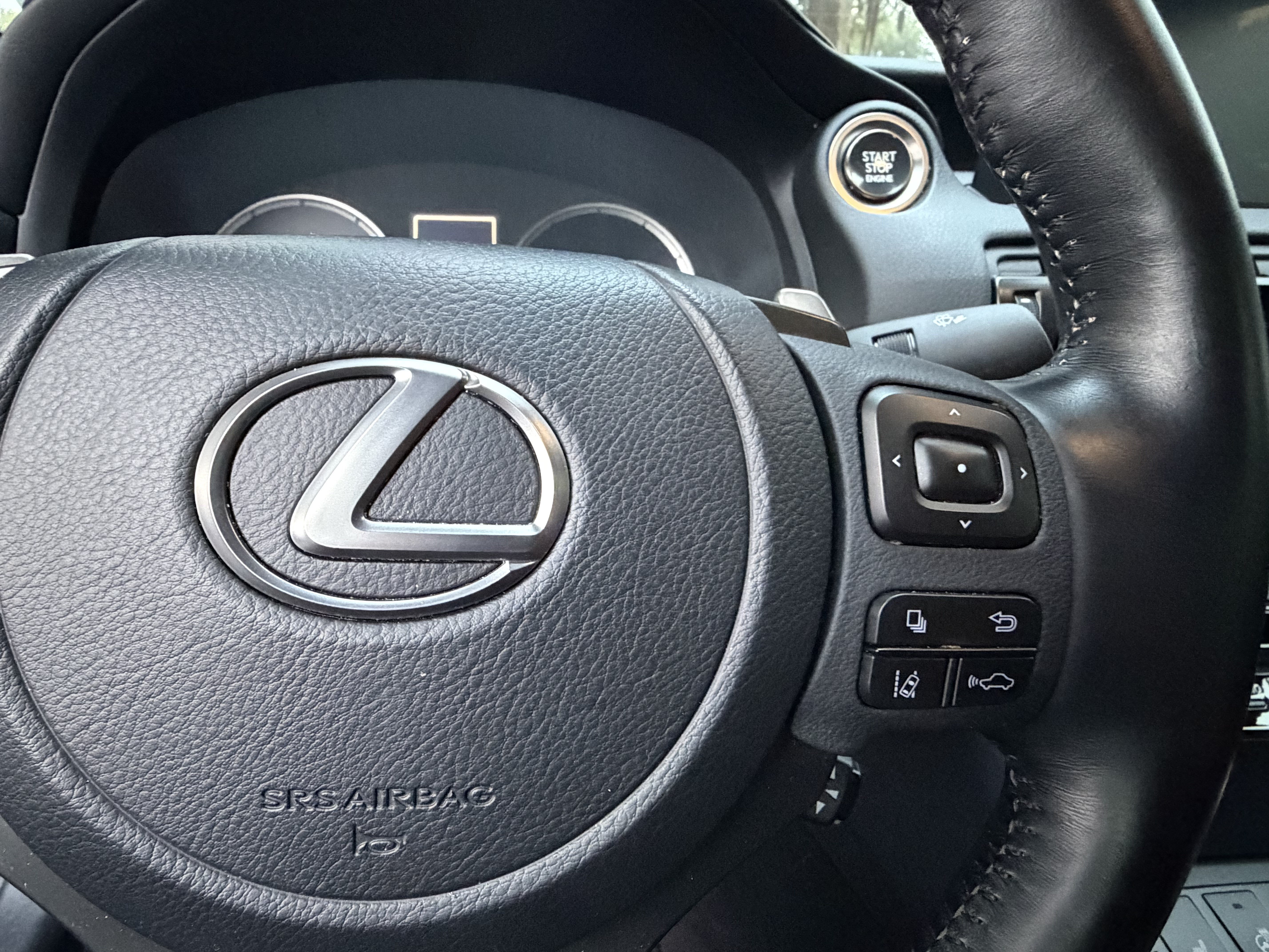 Used 2025 Lexus IS 350 F Sport RWD image 20