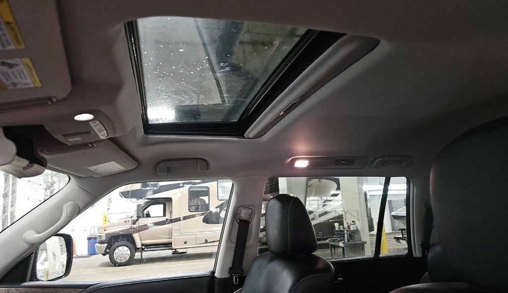 Certified 2024 INFINITI QX80 Premium Select w/ Cargo Package image 9