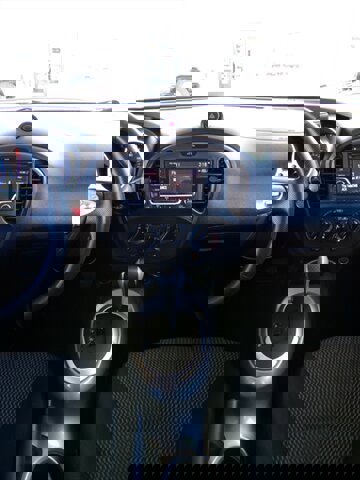 Used 2015 Nissan Juke S image 34