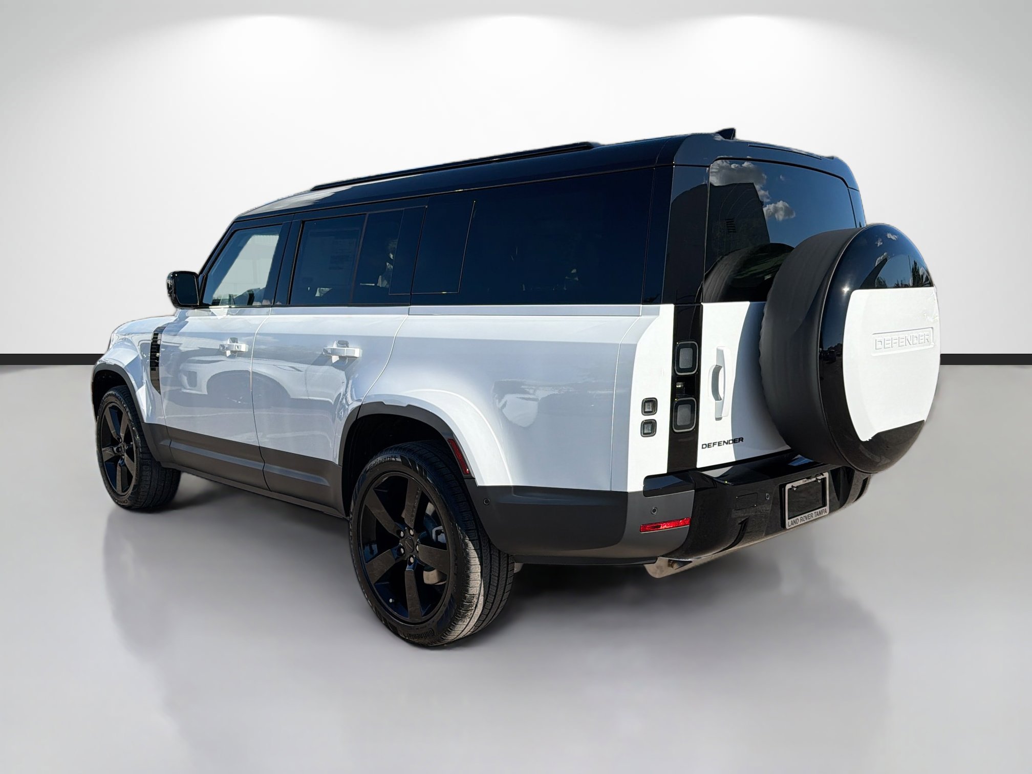 New 2026 Land Rover Defender 130 S image 3