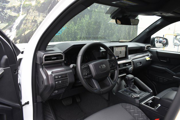 New 2026 Toyota Tacoma SR5 AWD/4WD image 6