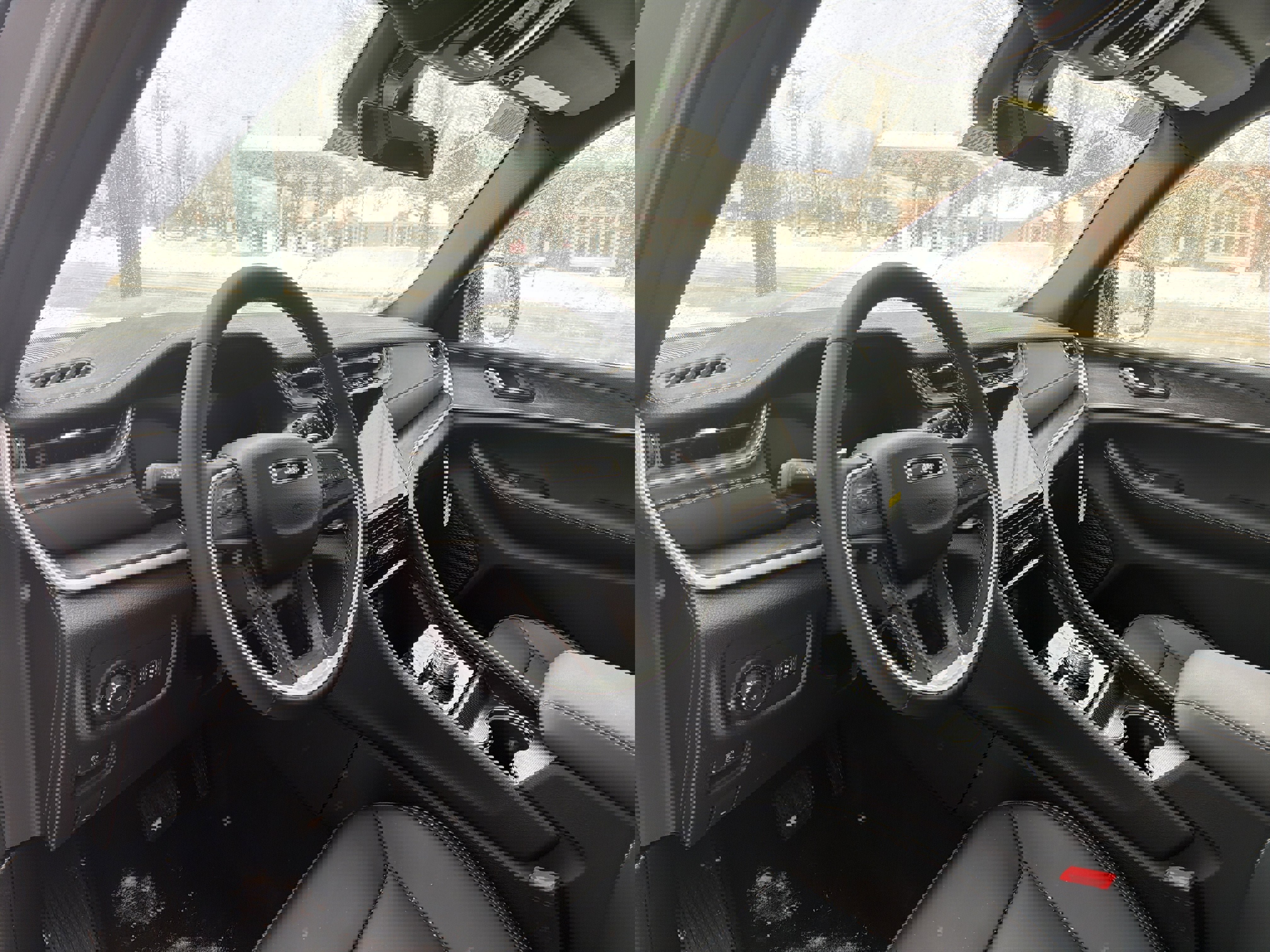 New 2025 Jeep Grand Cherokee Limited image 9