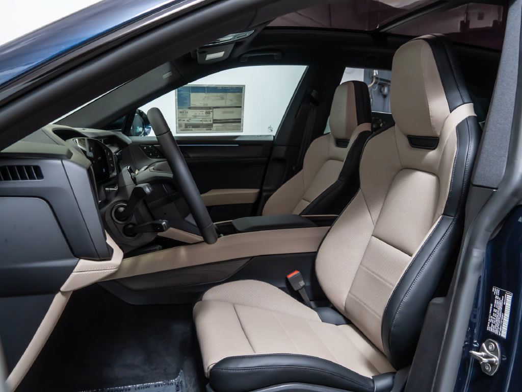 New 2026 Porsche Cayenne S AWD/4WD image 5