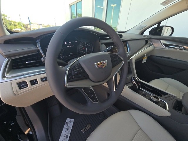 New 2025 Cadillac XT5 Premium Luxury w/ Technology Package image 12