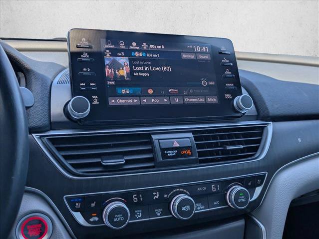 Used 2018 Honda Accord Touring image 15