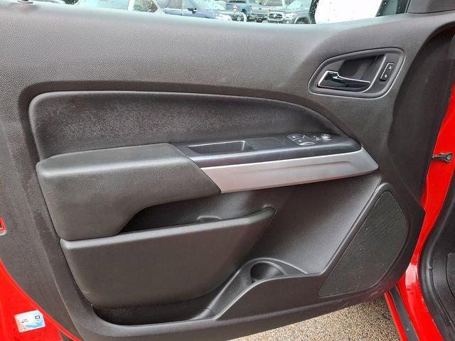 Used 2015 Chevrolet Colorado LT w/ LT Convenience Package image 10