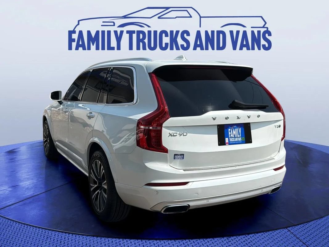 Used 2020 Volvo XC90 T5 Momentum w/ Protection Package Premier AWD/4WD image 3
