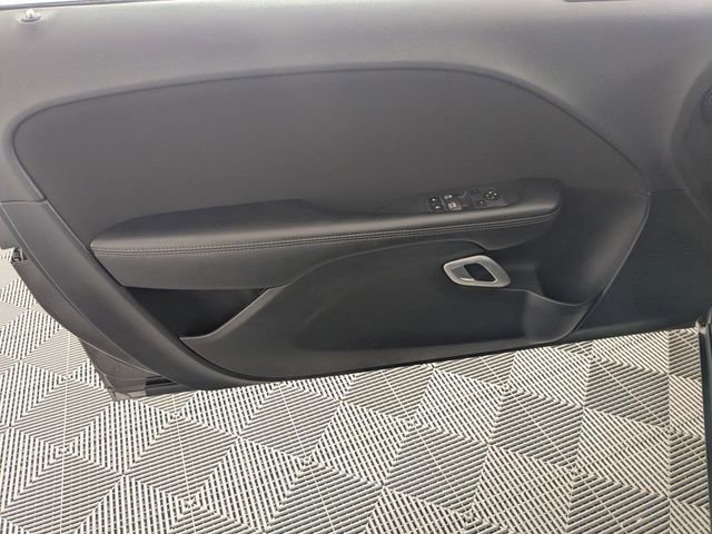 Used 2022 Dodge Challenger SXT w/ Blacktop Package image 10