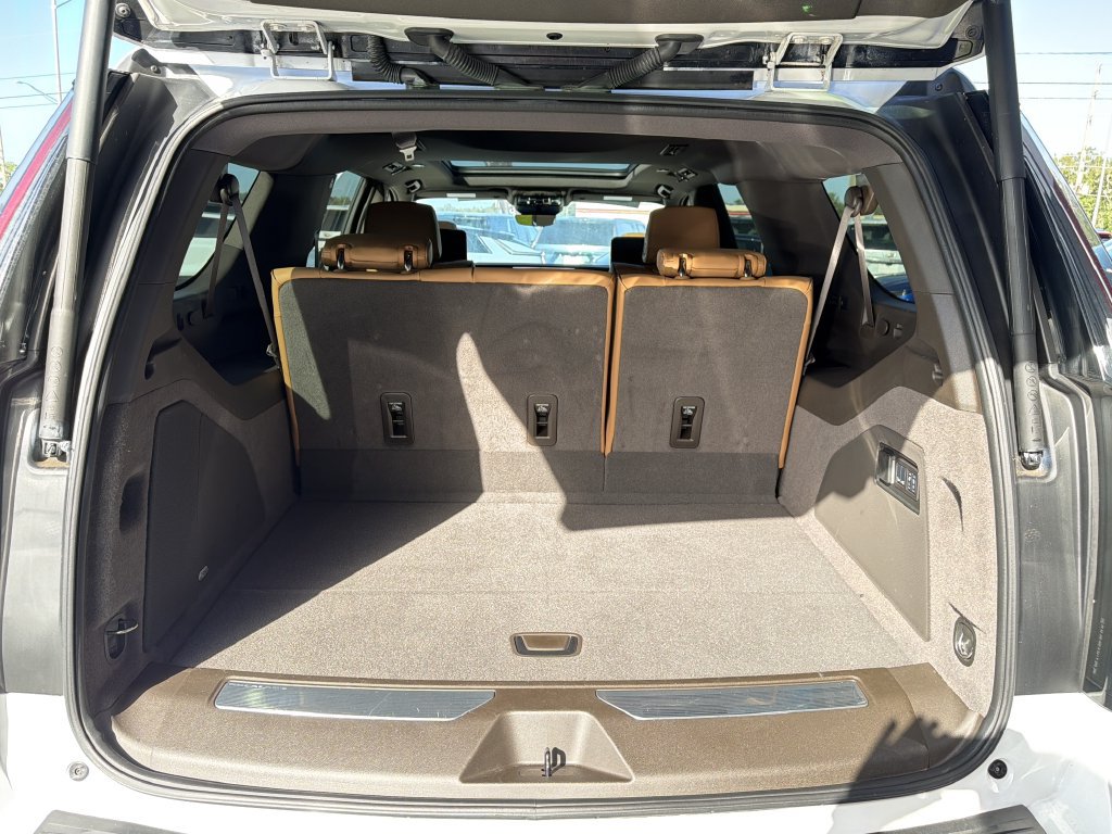 Certified 2025 Cadillac Escalade ESV Premium Luxury w/ Touring Package RWD image 13