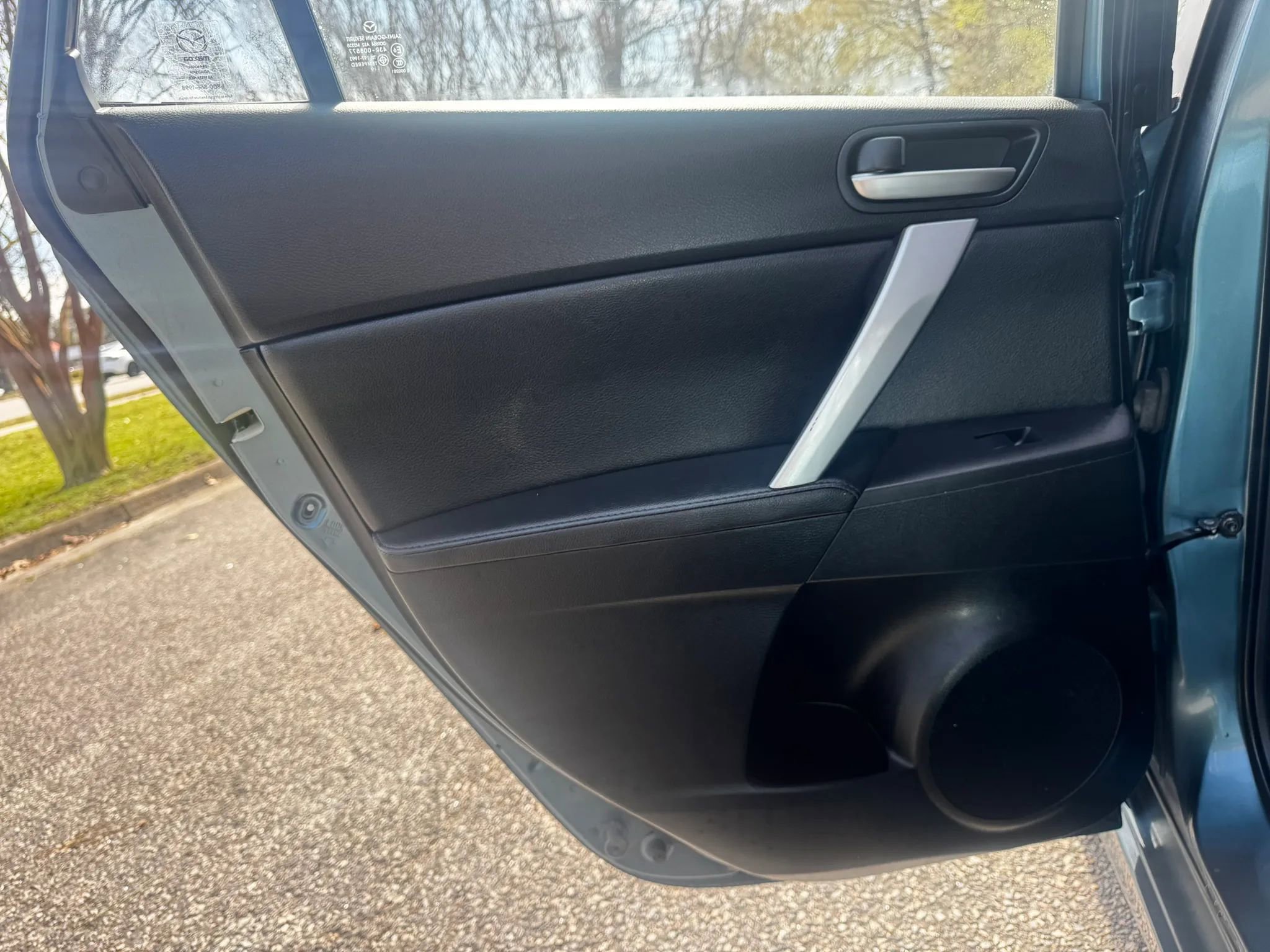 Used 2010 MAZDA MAZDA3 s Grand Touring image 9