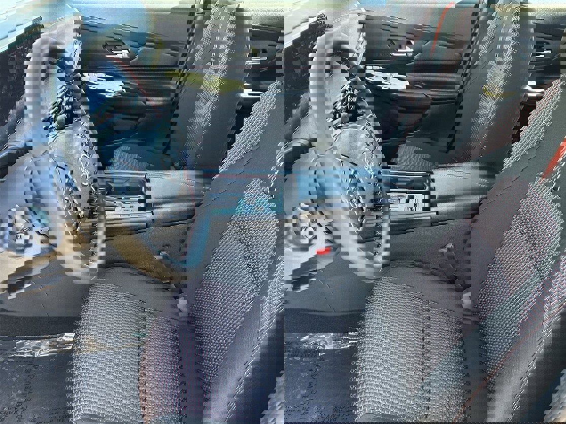 New 2026 Nissan Sentra SR w/ Floor Mat Package image 28