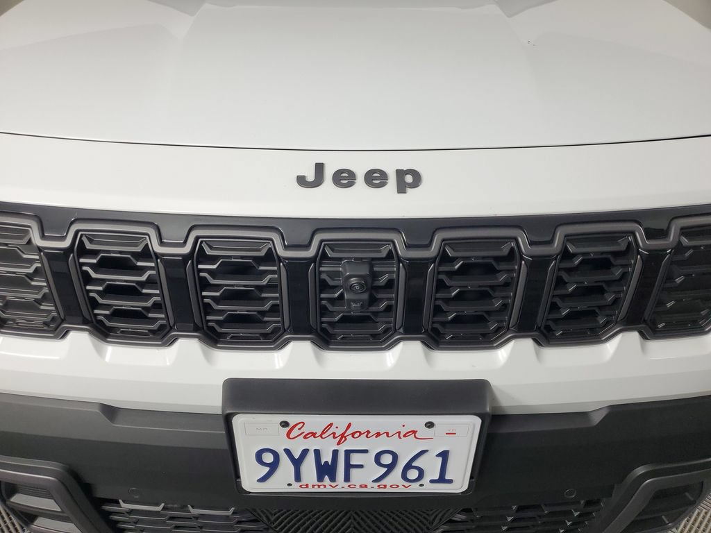 Used 2026 Jeep Cherokee Overland w/ Advanced Pro Tech Group AWD/4WD image 10