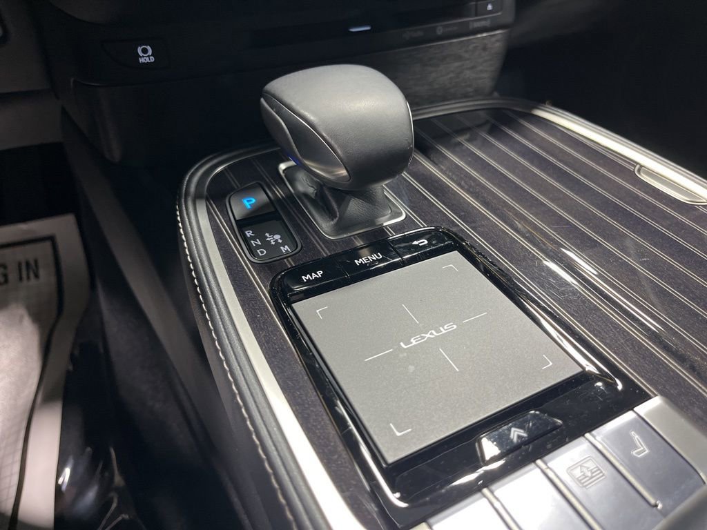Used 2019 Lexus LS 500 AWD w/ Accessory Package (Z1) image 32