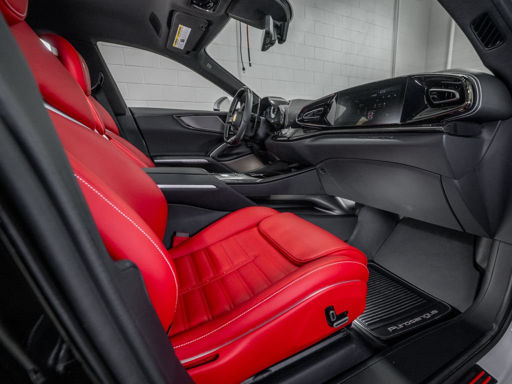 Certified 2025 Ferrari Purosangue AWD/4WD image 27
