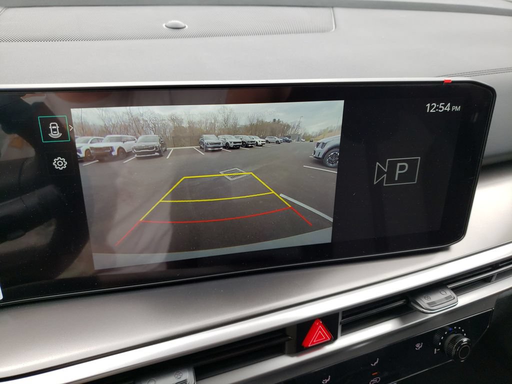 New 2026 Kia Sorento LX FWD image 18
