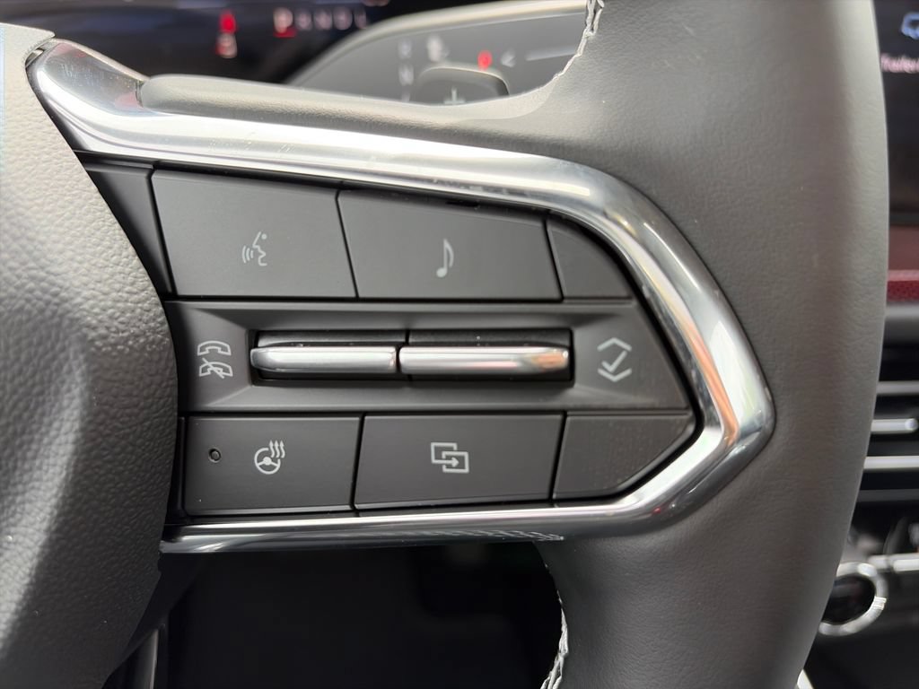 New 2026 Chevrolet Traverse Z71 w/ Driver Confidence Package AWD/4WD image 13
