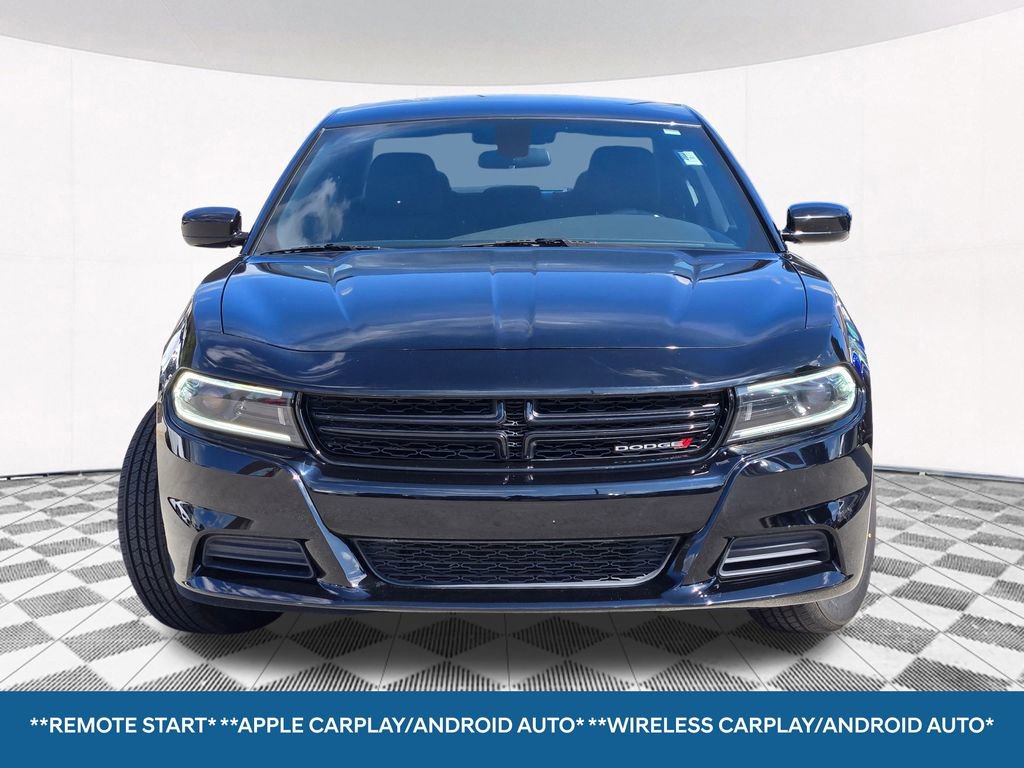 Used 2022 Dodge Charger SXT image 2