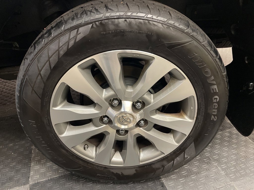 Used 2015 Toyota Tundra Limited w/ T3 Package image 4