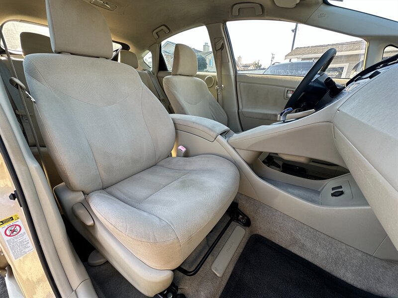 Used 2010 Toyota Prius Five image 13