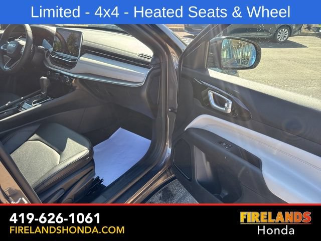 Used 2024 Jeep Compass Limited AWD/4WD image 32