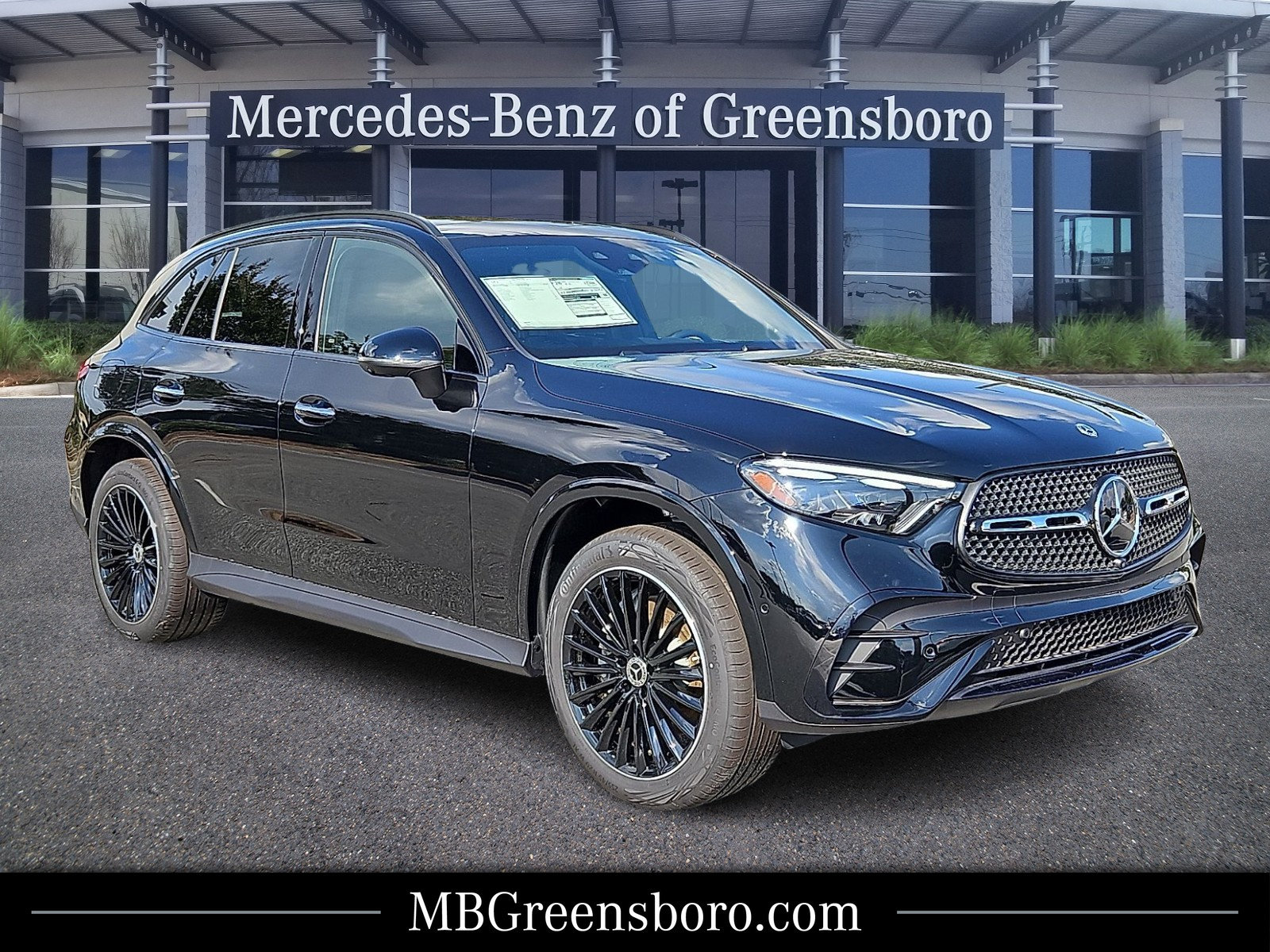 New 2026 Mercedes-Benz GLC 300 4MATIC image 1