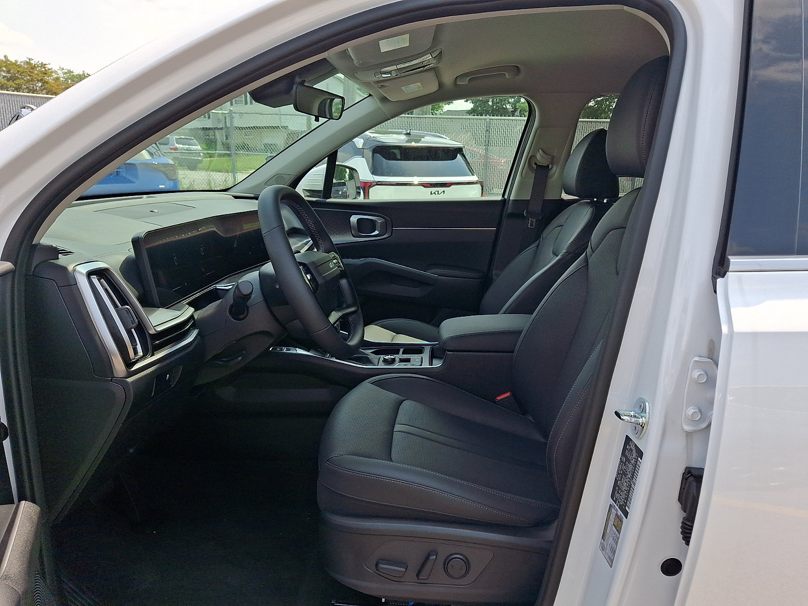 New 2026 Kia Sorento S AWD/4WD image 11