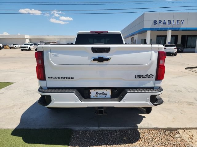 New 2026 Chevrolet Silverado 3500 High Country w/ Technology Package AWD/4WD image 5