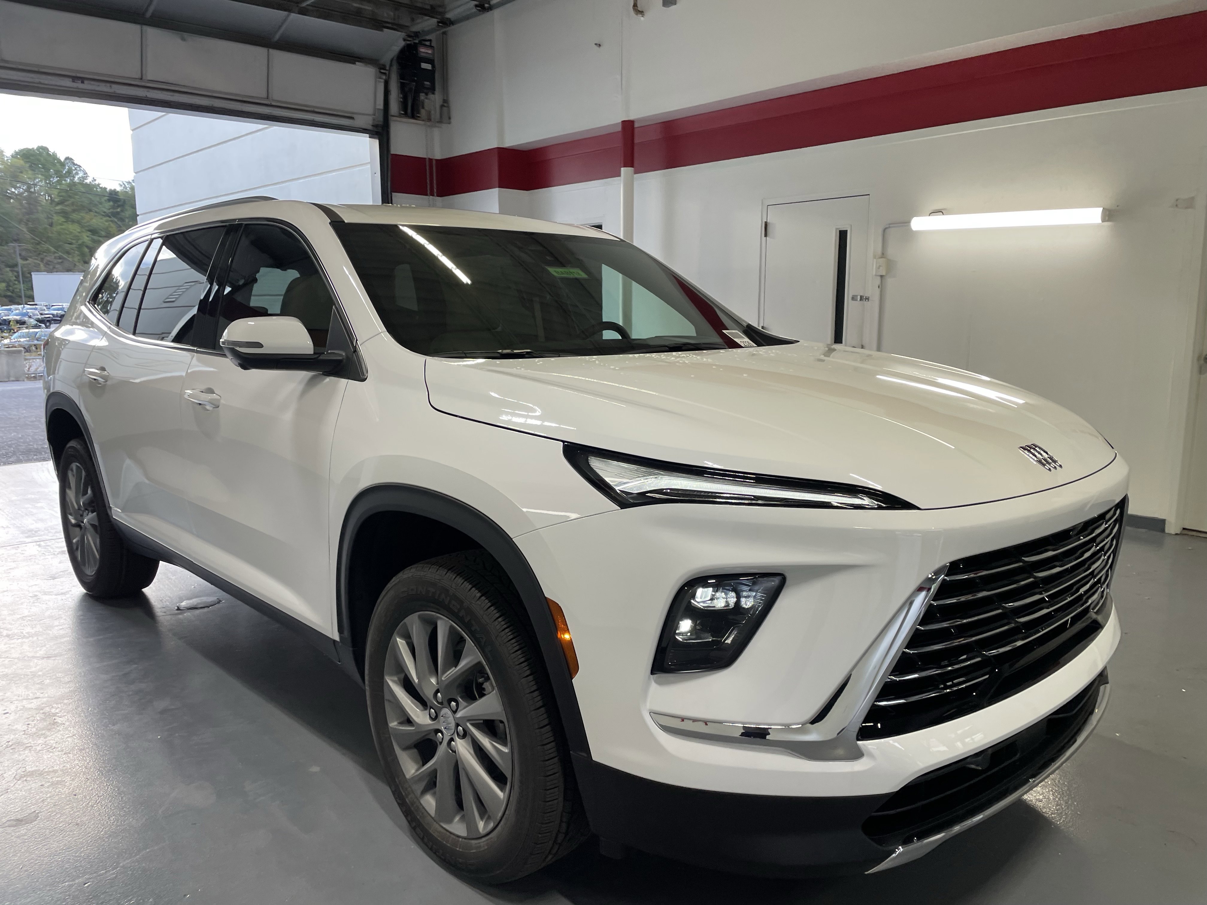 New 2026 Buick Enclave Preferred image 3