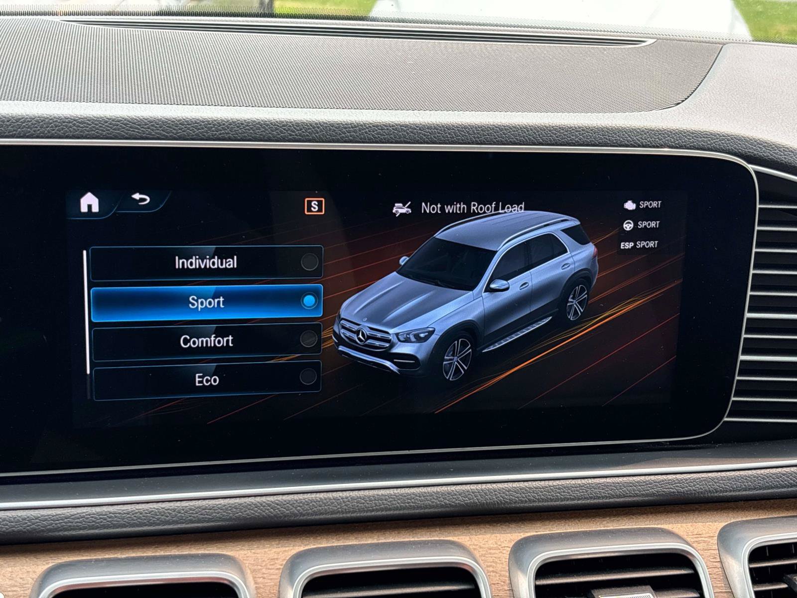 Used 2020 Mercedes-Benz GLE 450 4MATIC image 31