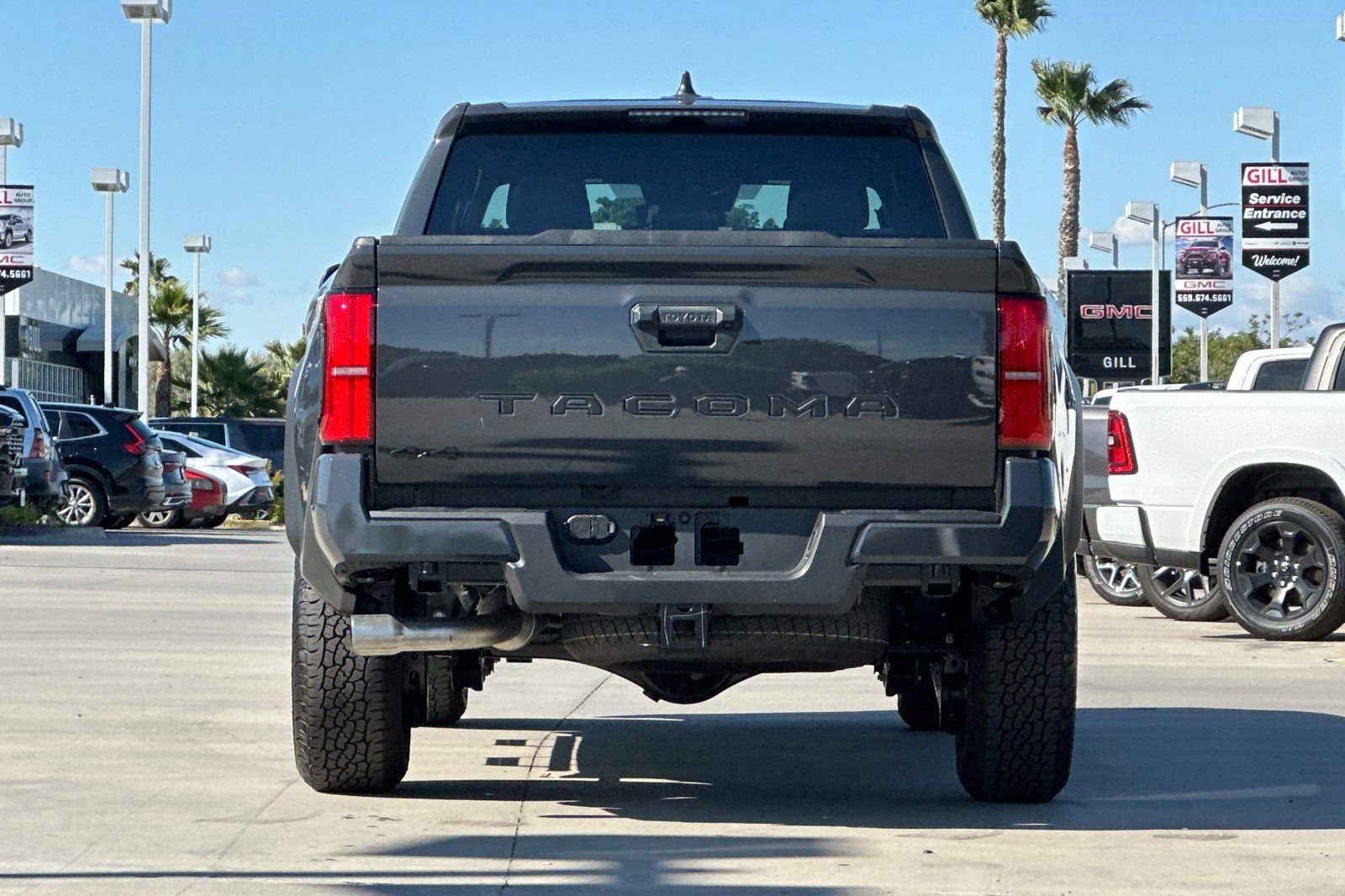 Used 2025 Toyota Tacoma TRD Off-Road AWD/4WD image 5