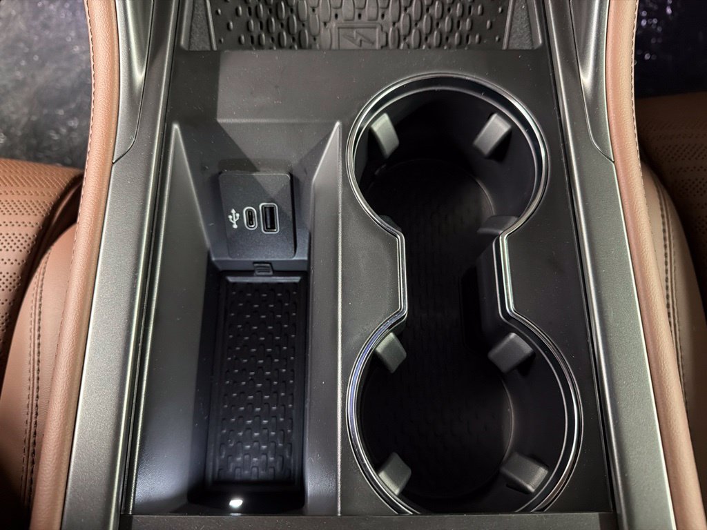 New 2026 Lincoln Nautilus Reserve AWD/4WD image 18