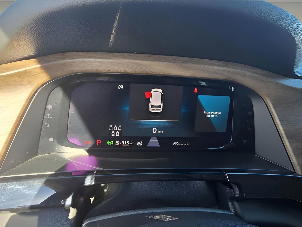 Used 2025 Volkswagen Atlas SE image 22