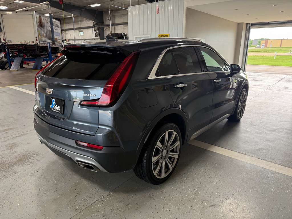 Used 2019 Cadillac XT4 Premium Luxury AWD/4WD image 5