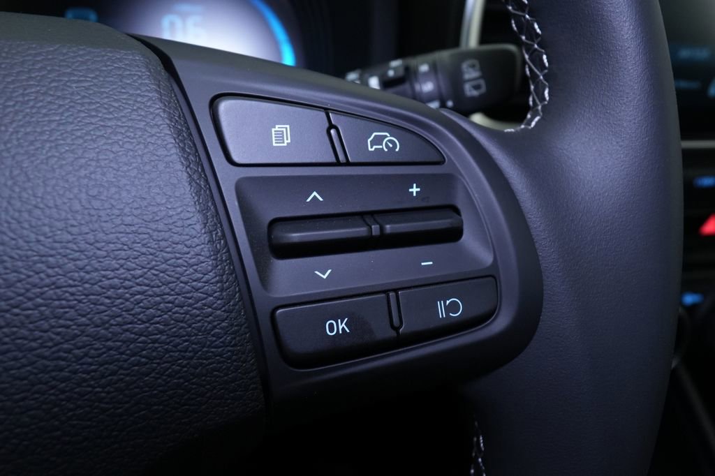 New 2026 Hyundai Venue SEL FWD image 35