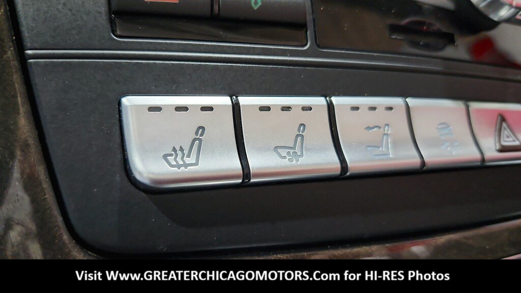Used 2013 Mercedes-Benz SL 550 image 30