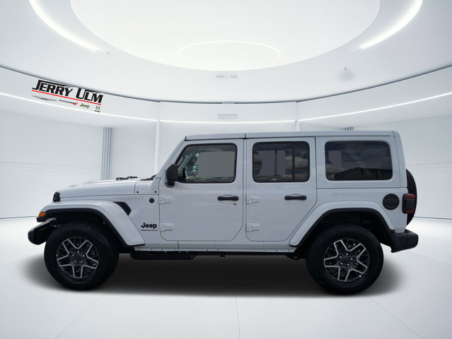 Certified 2026 Jeep Wrangler Unlimited Sahara AWD/4WD image 6